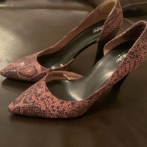 Pink Snake Print 4 inch Heels.  Mossimo.  Size 9.